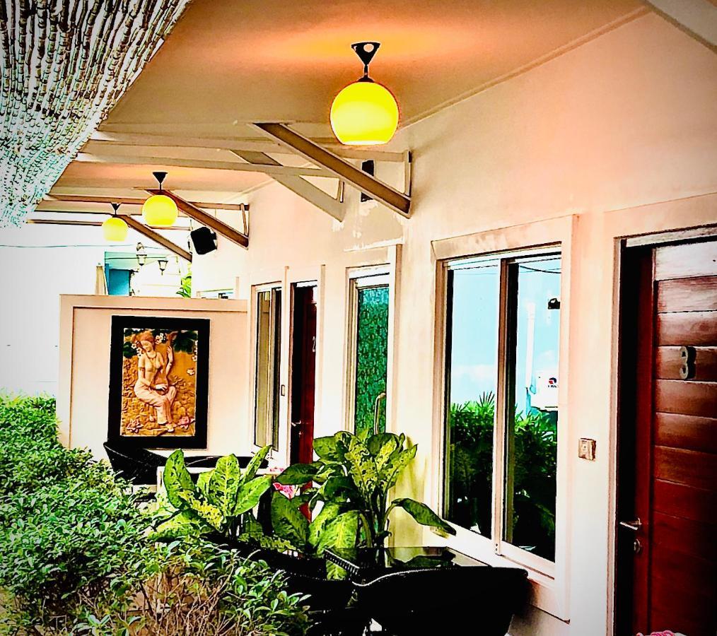 Koh Larn White House Hotel Luaran gambar