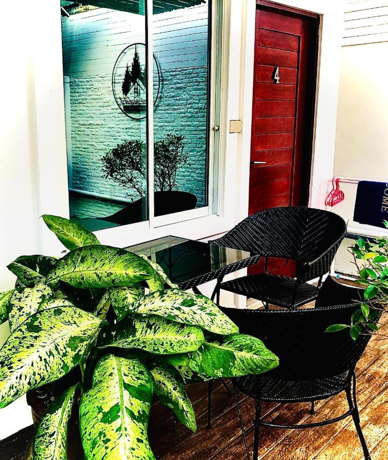 Koh Larn White House Hotel Luaran gambar
