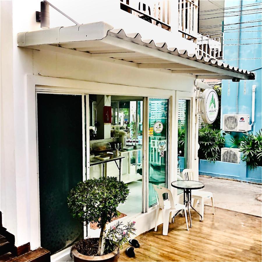 Koh Larn White House Hotel Luaran gambar