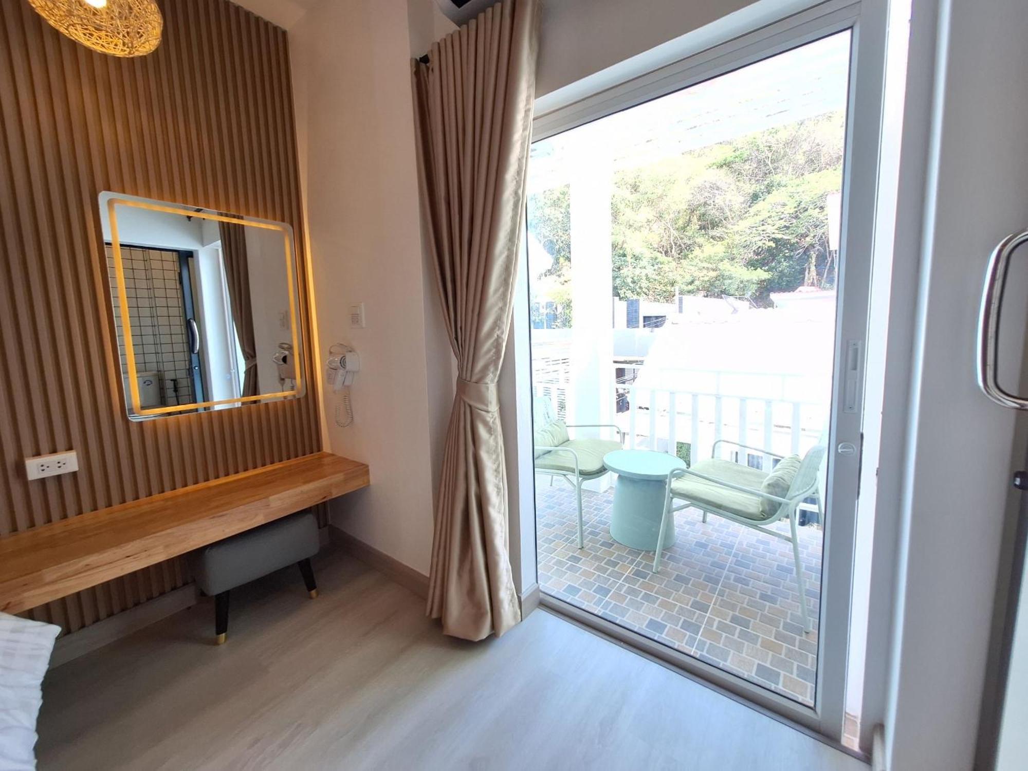 Koh Larn White House Hotel Luaran gambar